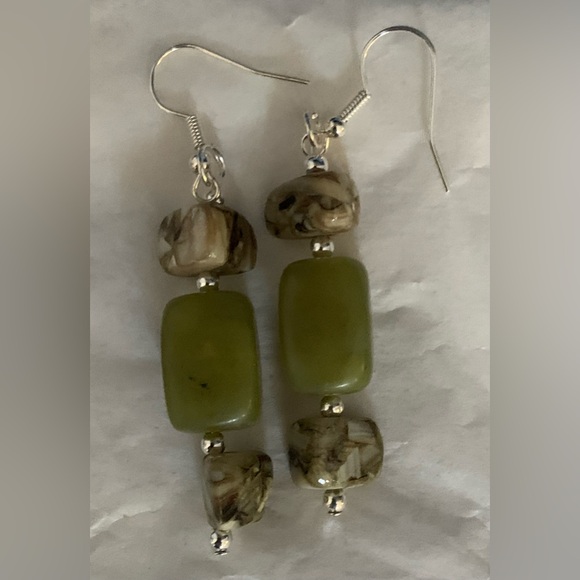 Hand Crafted Earrings w/small tree agate triangles & lrge green stone beads 2.5” - Picture 2 of 3